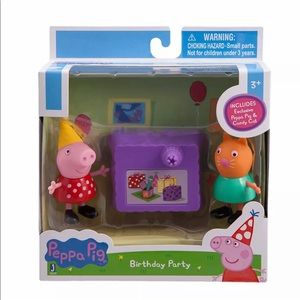 NEW Peppa PIG Peppa's Birthday Party Play Set